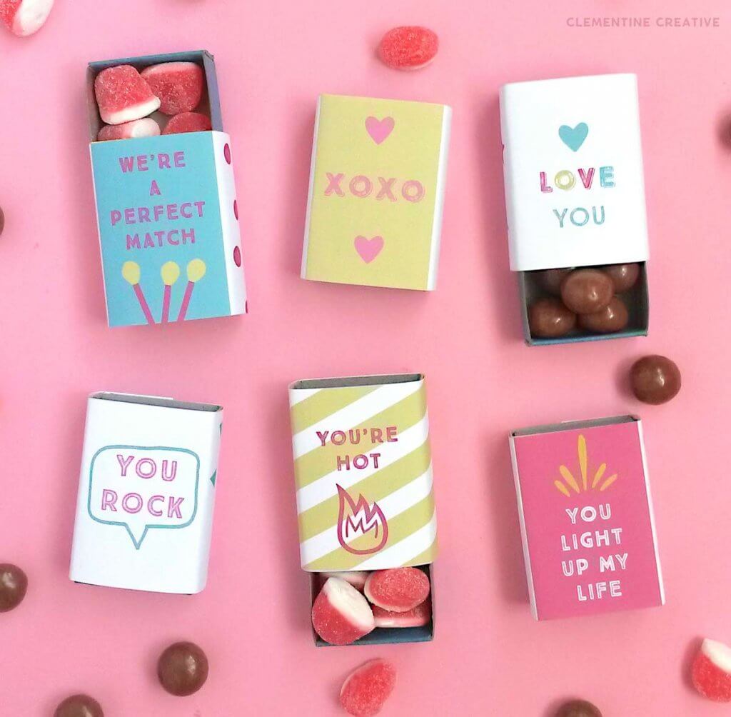 free printable matchbox valentines 1 1024x1004 - 9 Romantische DIY's van papier voor valentijnsdag